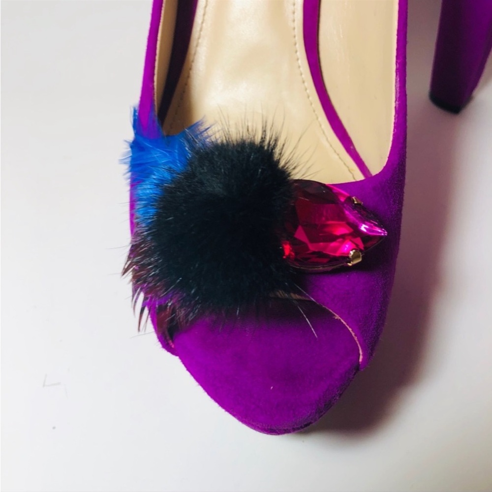 Enzo Angiolini Fuchsia Heels with Jewel and Feather